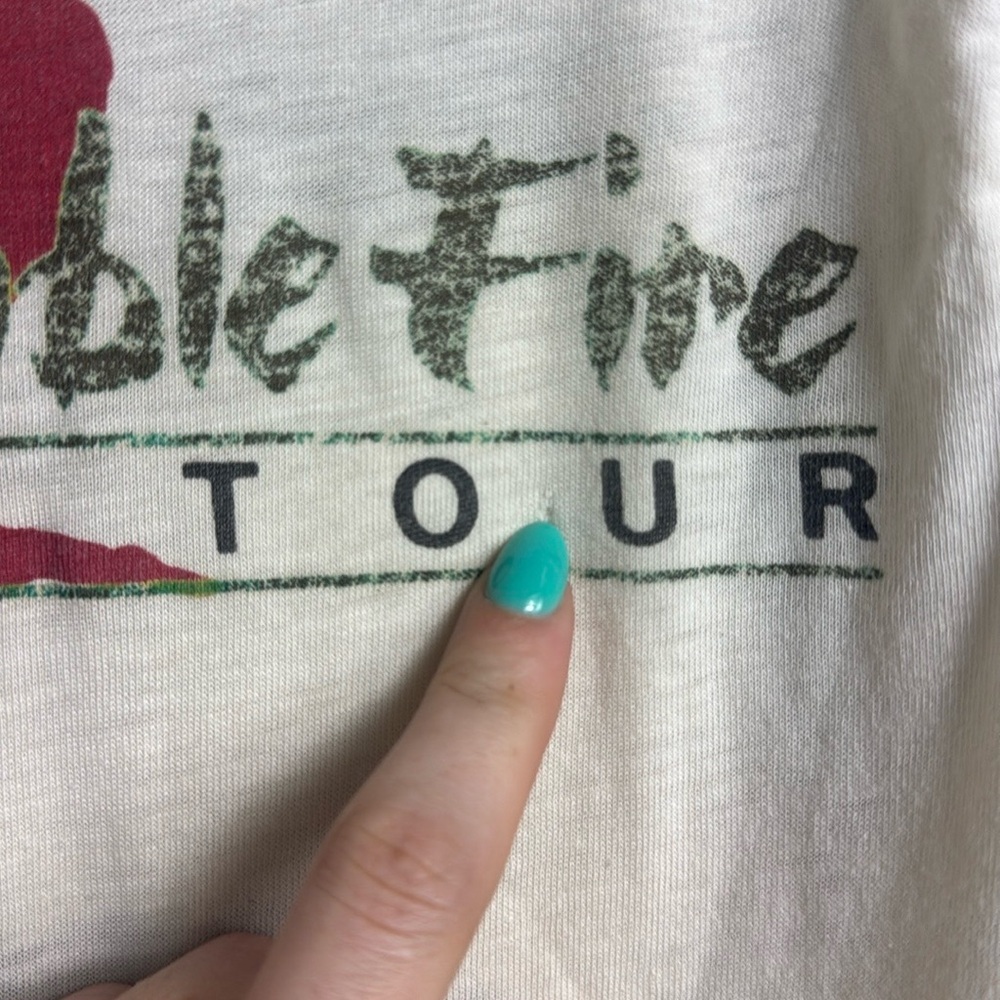 Vintage 1985 U2 Shirt The Unforgettable‎ Fire Tour - Picture 12 of 15